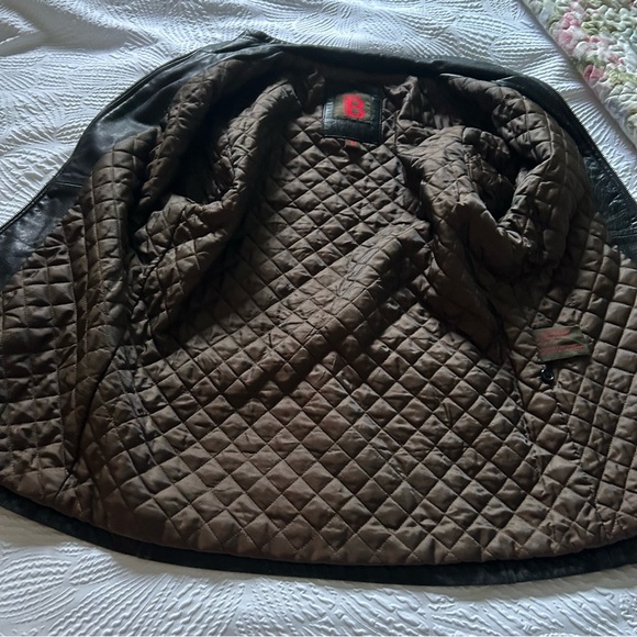 Bernardo Collection black leather bomber jacket medium zip Halloween coat - Picture 6 of 10